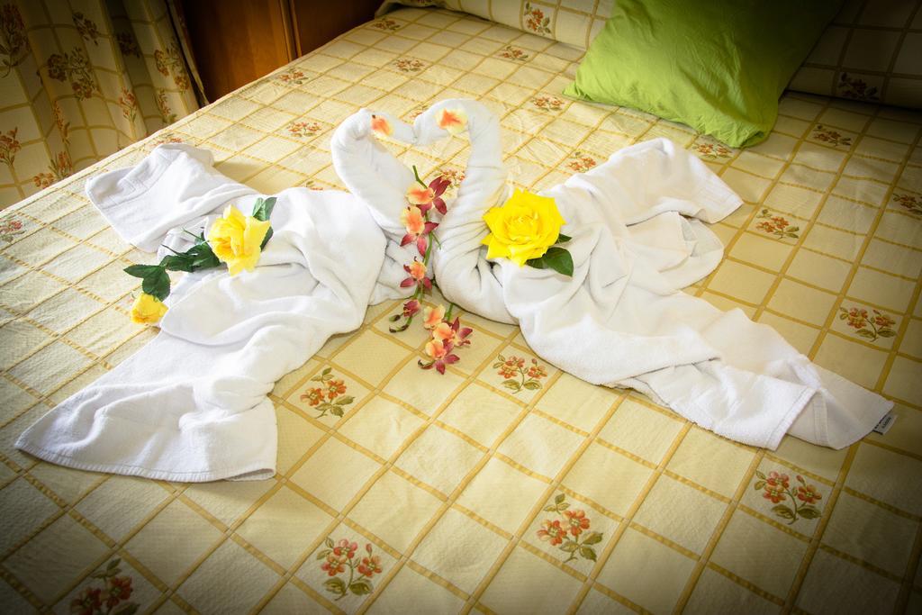 Hostal Malia Conil De La Frontera Ngoại thất bức ảnh