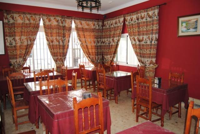 Hostal Malia Conil De La Frontera Ngoại thất bức ảnh
